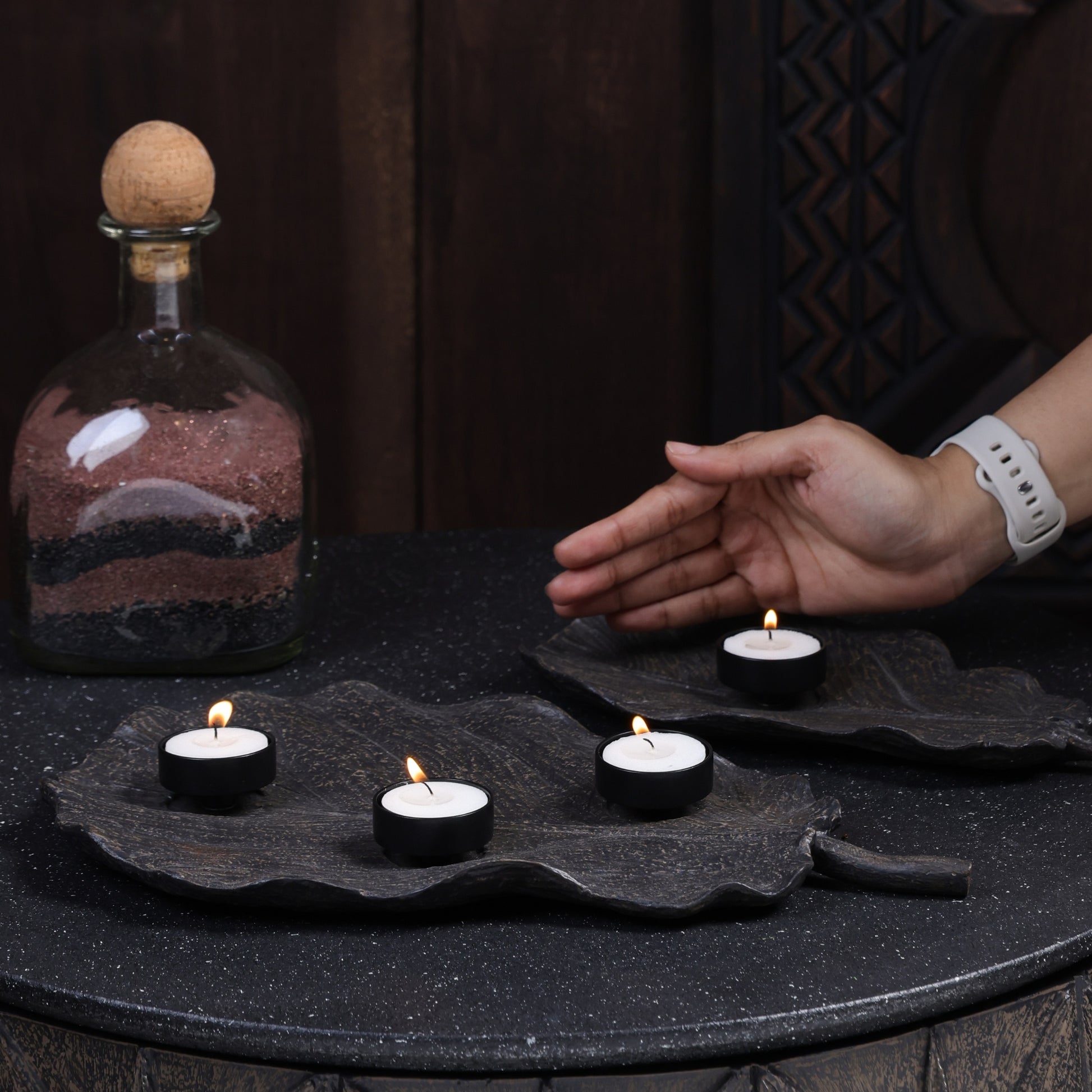 Folia Candle Plate - Brown