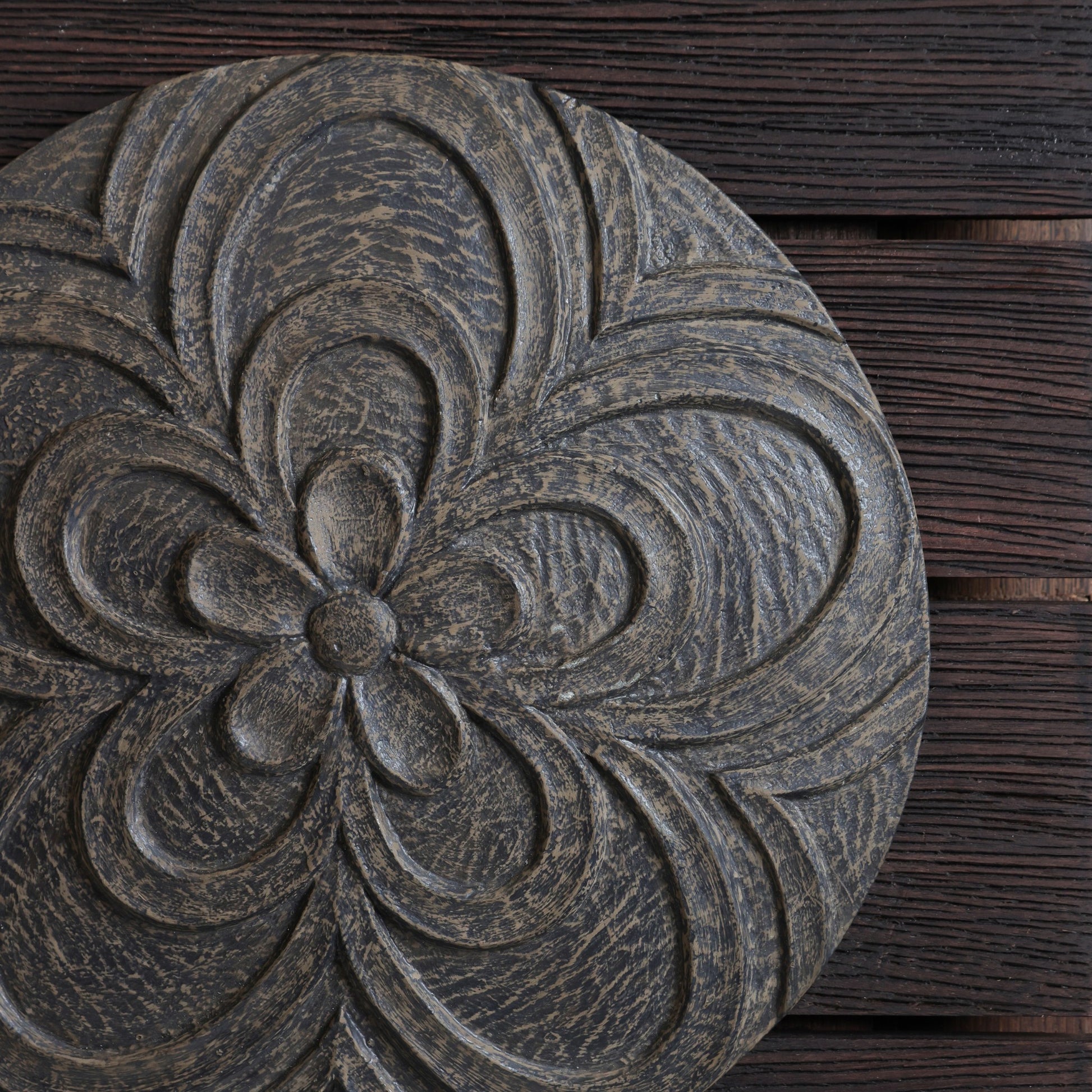 Rosette Bloom Disc - Brown