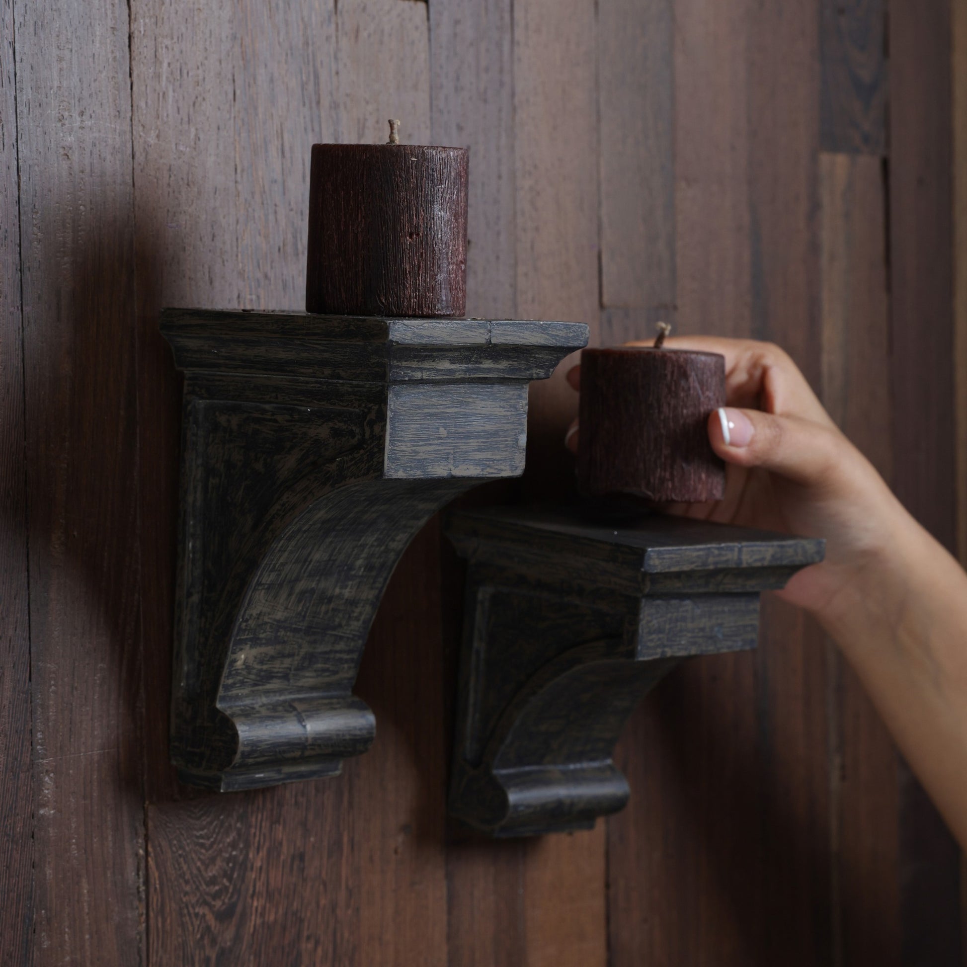 Tuscan Bracket - Brown